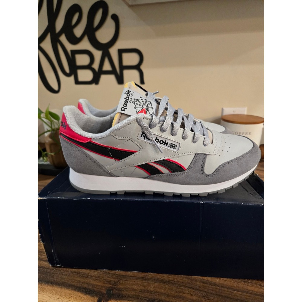 Reebok Classic Leather Mens 10.5 Pure Grey Vector Red Sneakers 100074354